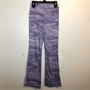 H&M Lavender/White Swirls Flare Leggings with Split at Ankles, size 12